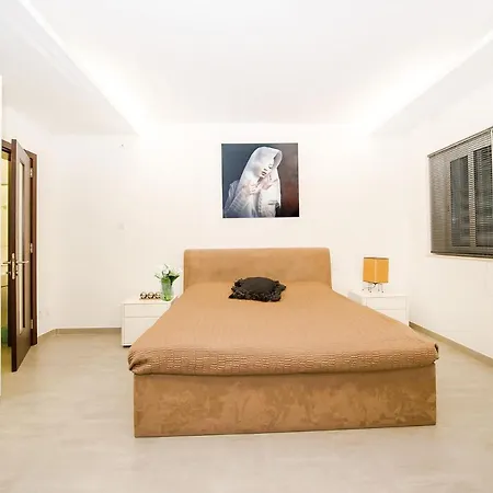 Fine Living Arts&co. סליאמה