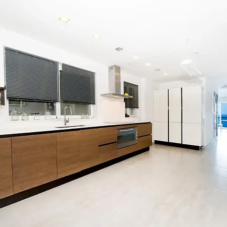 דירה Fine Living Arts&co. סליאמה